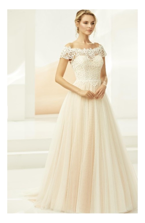 8271 Vestido novia Serena