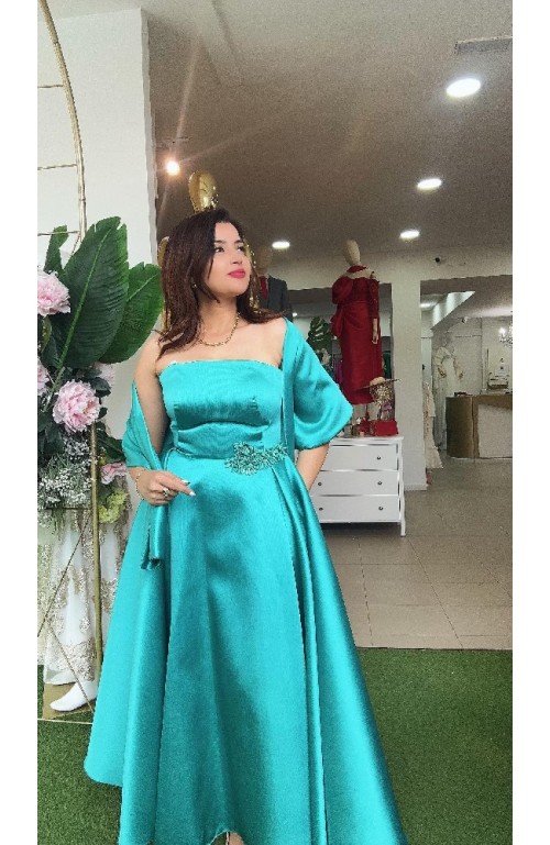 9792 Vestido Atira